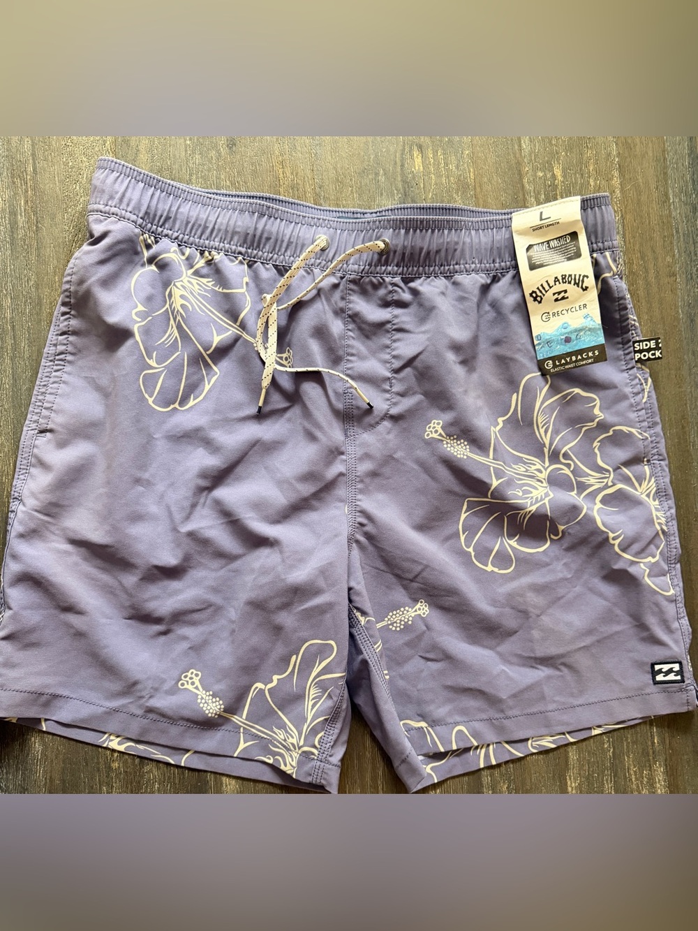 Billabong Men’s periwinkle Board Shorts with Cream Floral Print sz L